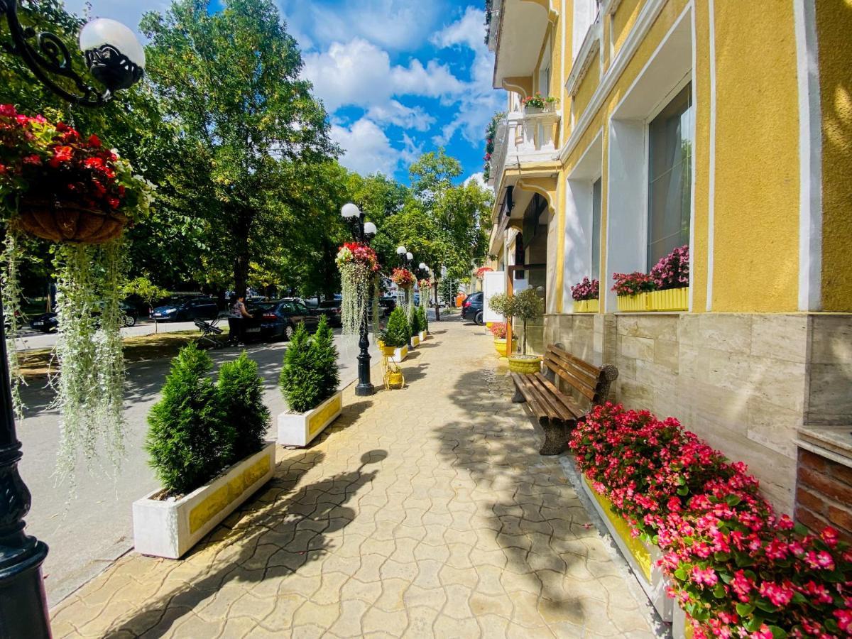 Hotel Alegro Veliko Turnovo Bagian luar foto