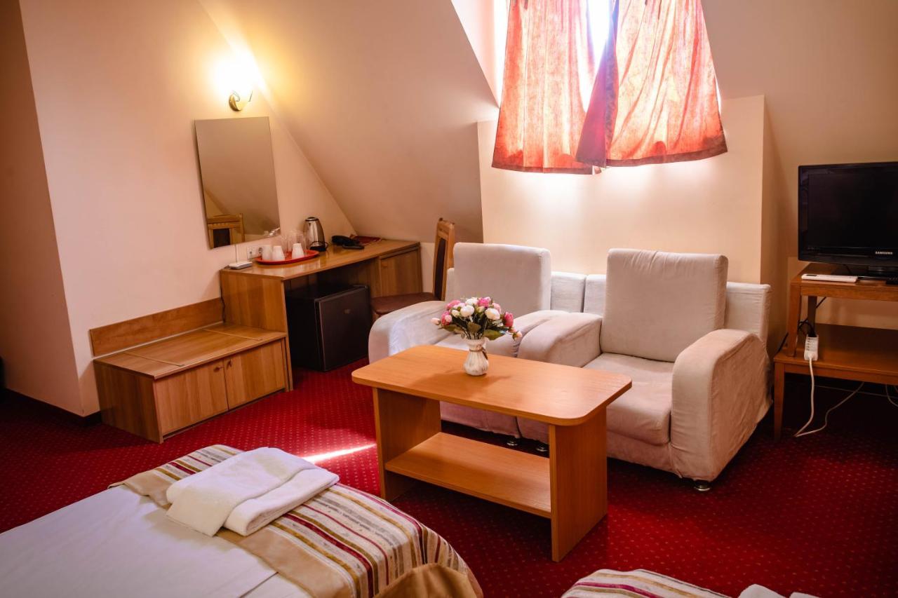 Hotel Alegro Veliko Turnovo Bagian luar foto